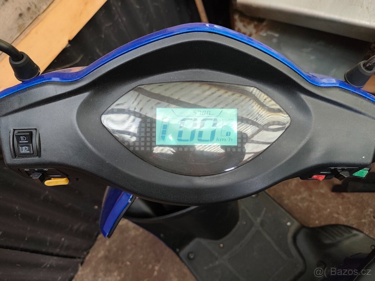 Elektrická třikolka pro penzisty - 6