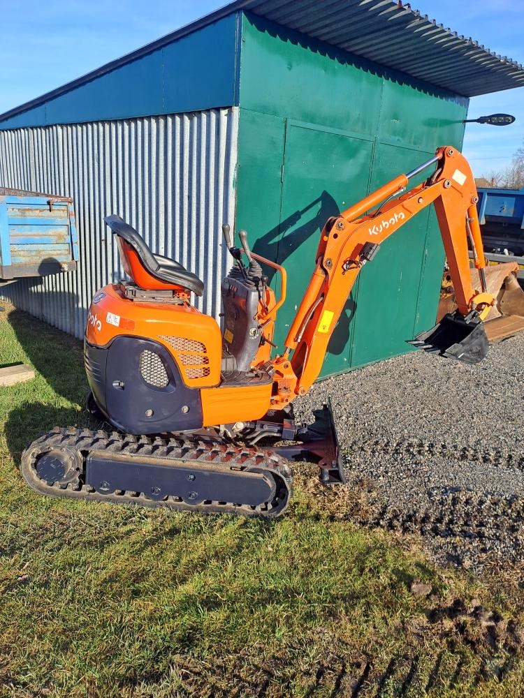 Minibagr Kubota U10-3 - 6