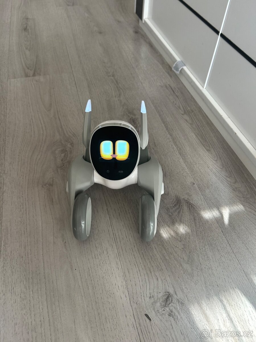 Loona robot pet - 6