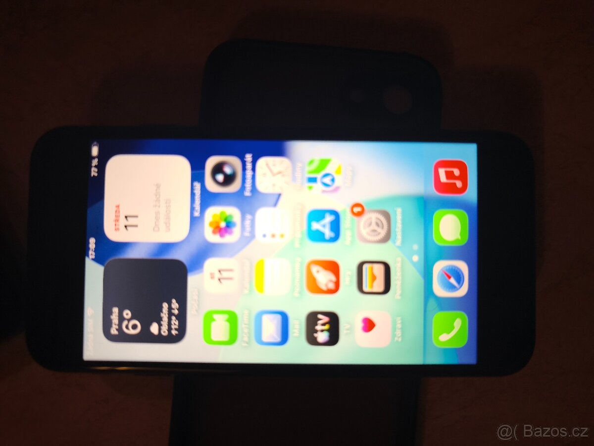 iPhone se generace 128gb - 6