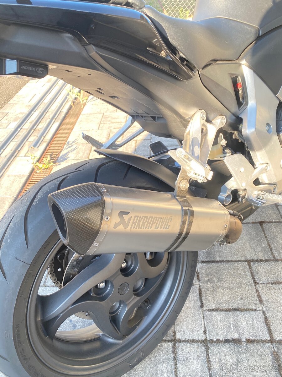 Honda cb1000r 2012 - 6