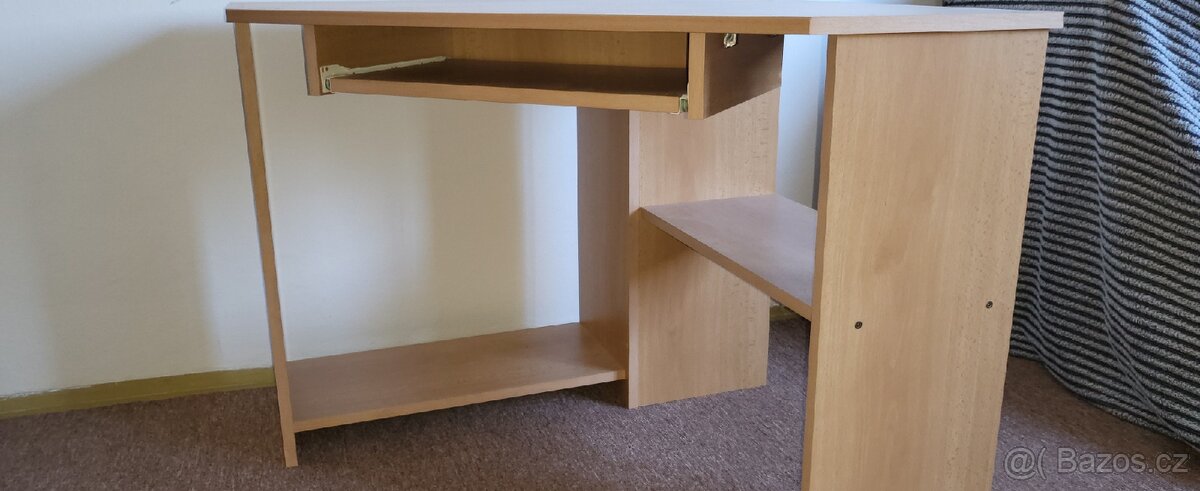 Kancelářský stůl - 6