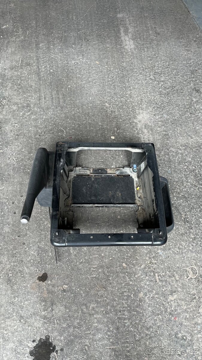 sedačky pilotky - T5, T6 Volkswagen Caravelle, Multivan - 6