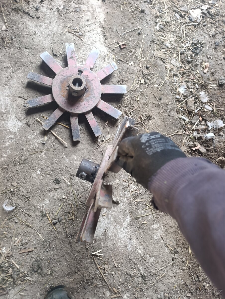 Robí rekord 151 kultivátor - 6