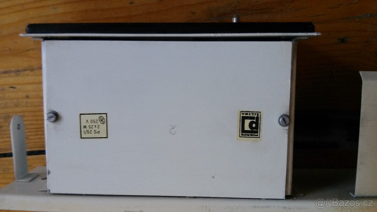 Staré retro kuchyňské světlo Pokrok Žilina - 6