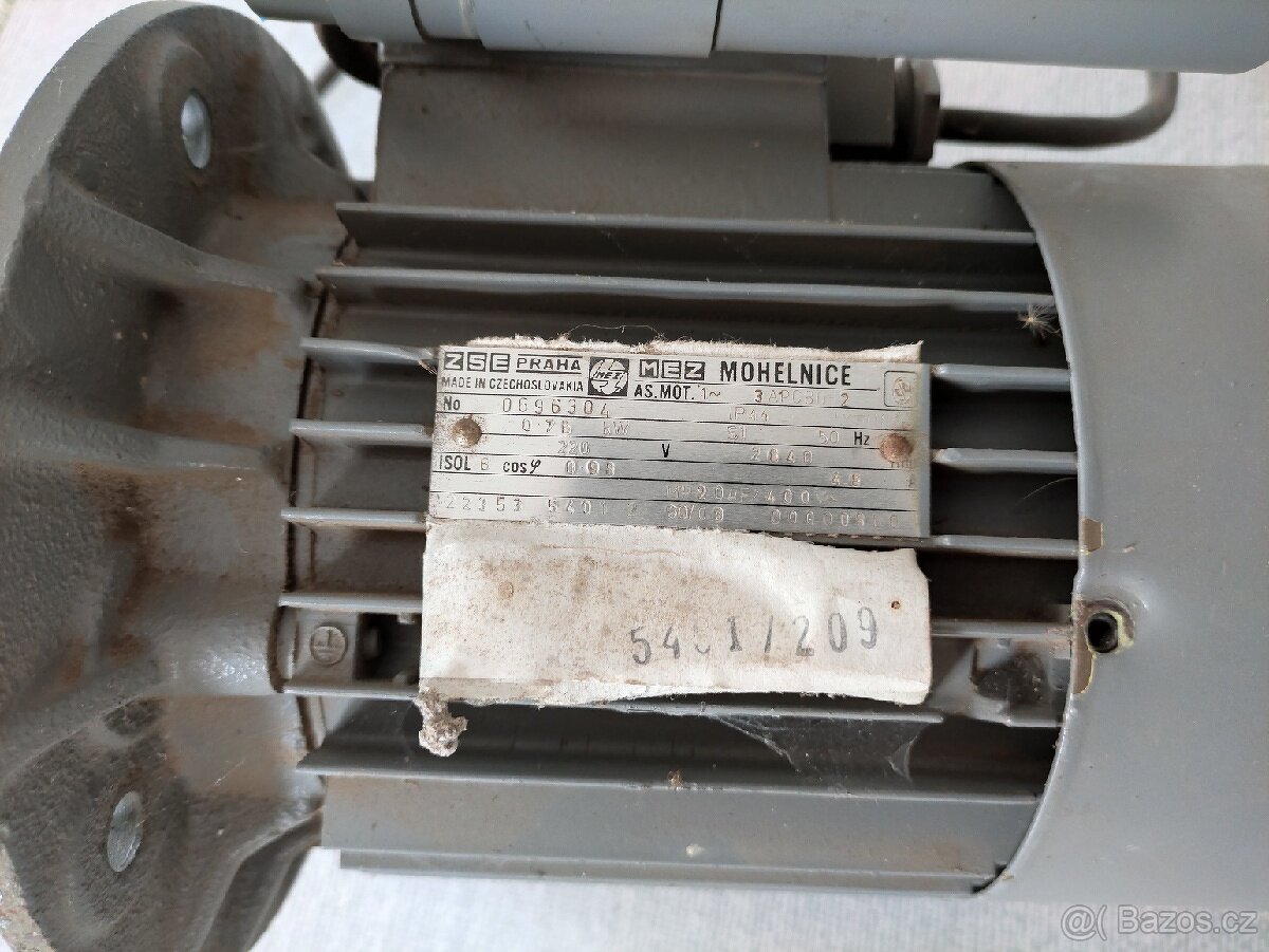 Nepoužitý elektromotor MEZ Mohelnice 0,75 kW, 2840 ot./min - 6