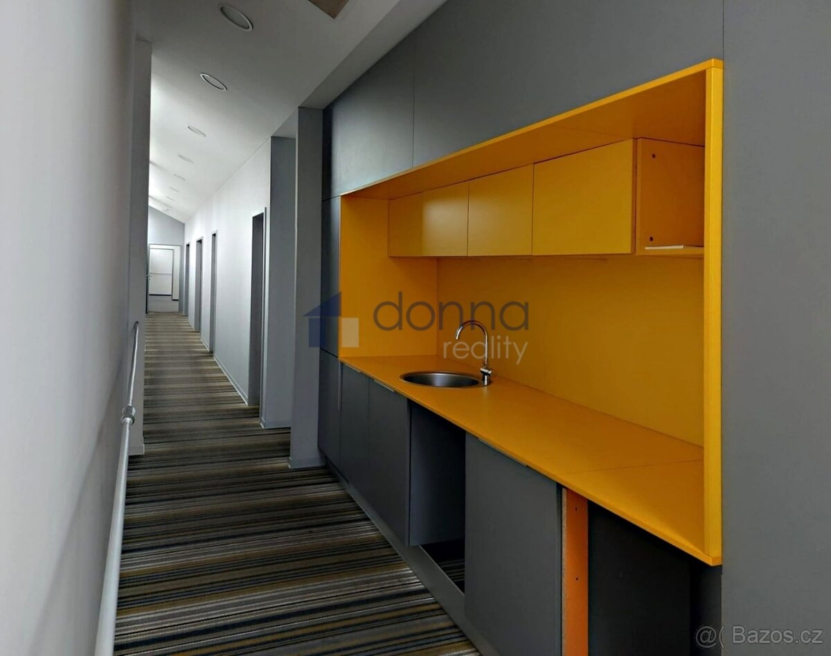 Pronájem obchodního prostoru 1462 m² Za Mototechnou, Praha - - 6