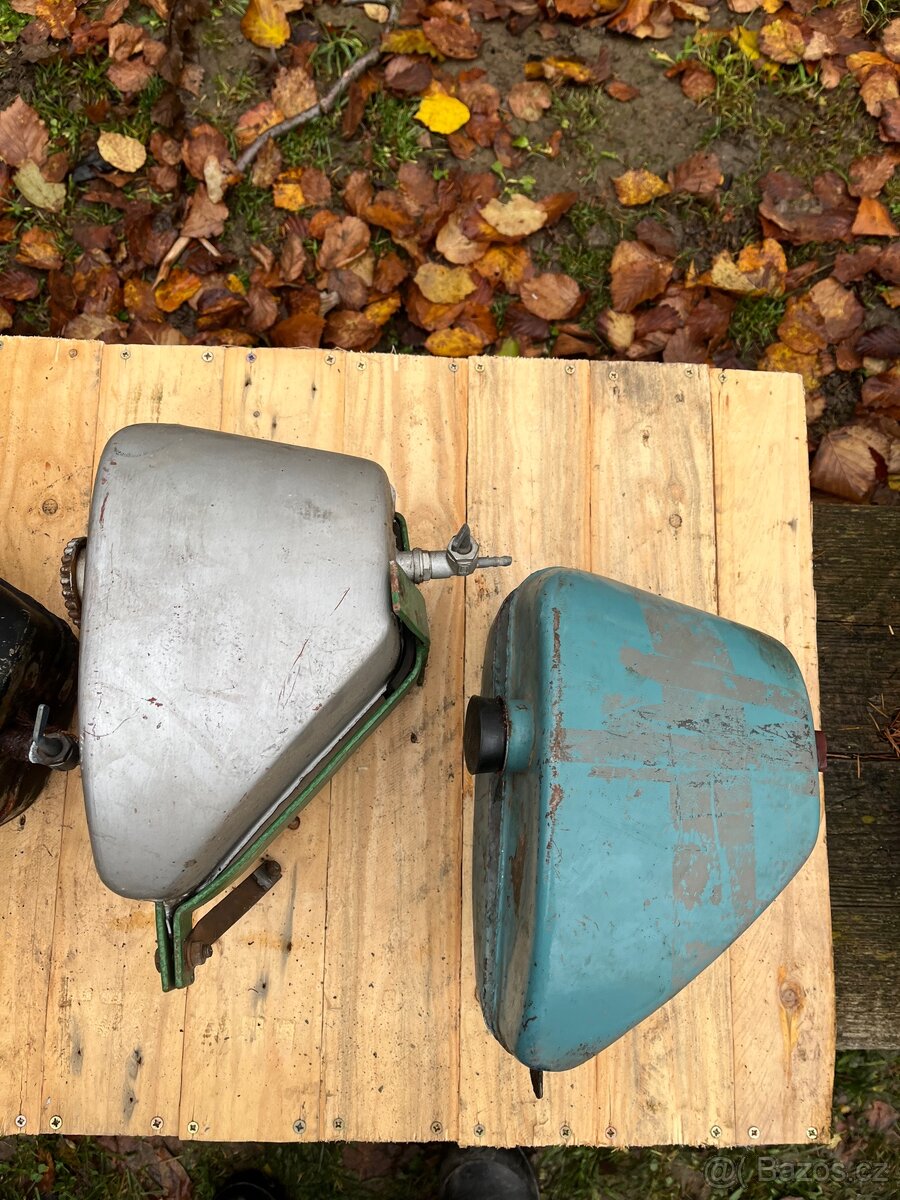 Nádrž jawa pionýr - 6