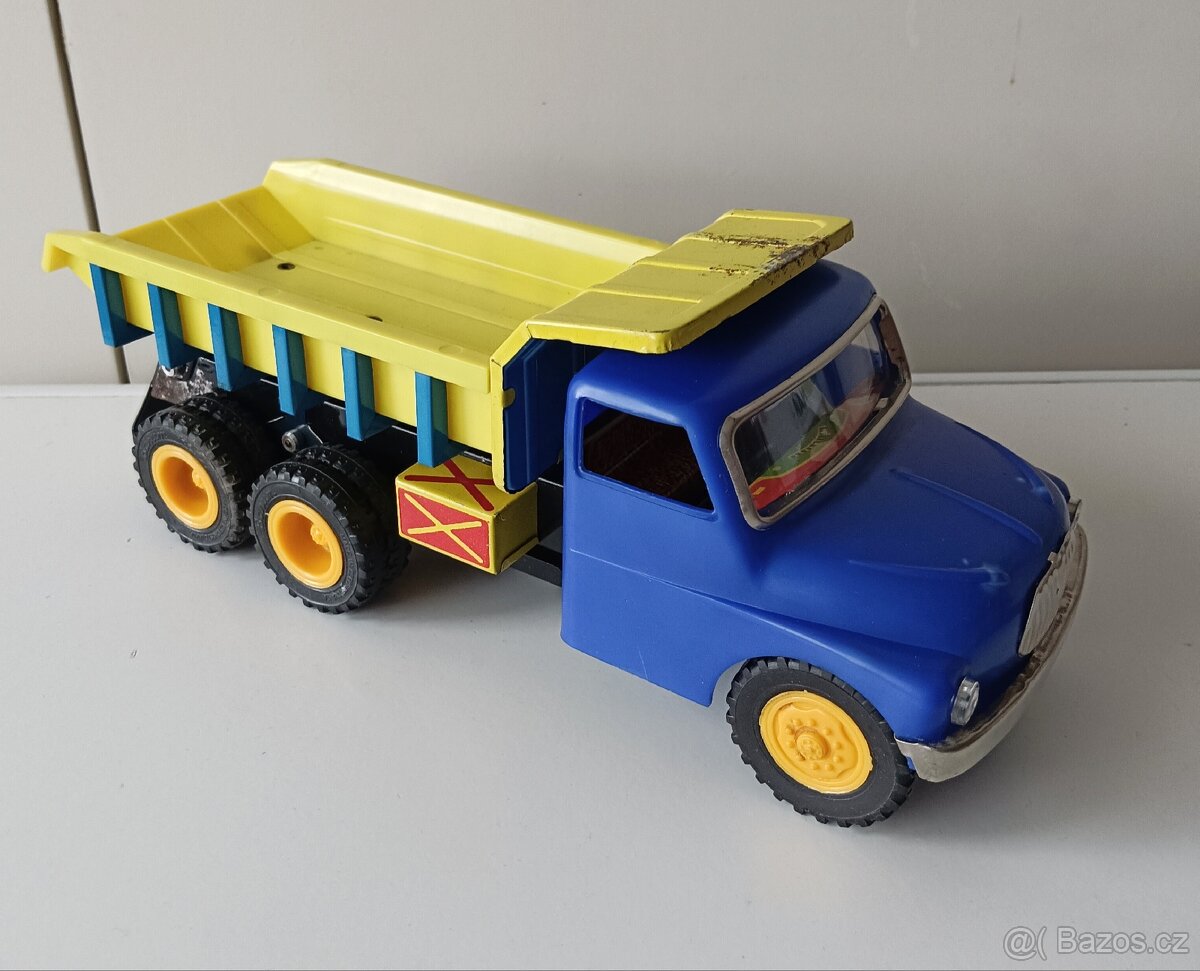 Tatra 138 KDN stará hračka Kaden - 6