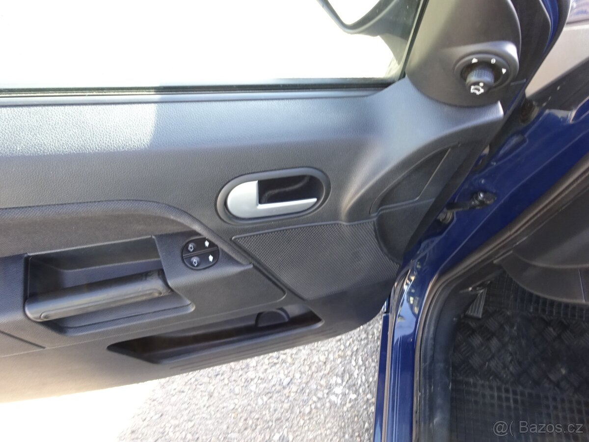 Ford Fusion 1.4i r.v.2008 (59KW) 2.Majitel Koupeno v ČR - 6