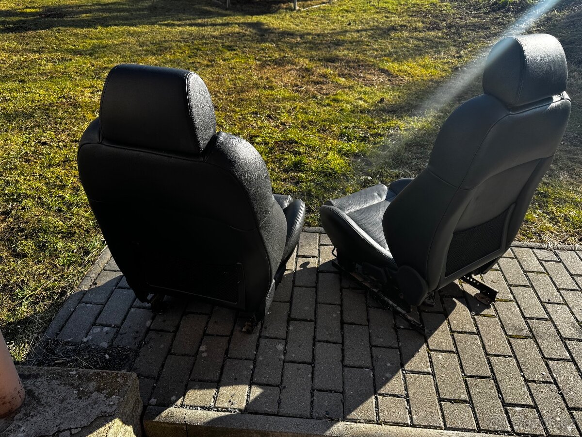 RECARO sedačky - 6