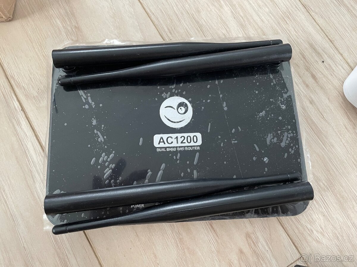 3x Wi-Fi router, modem - 6