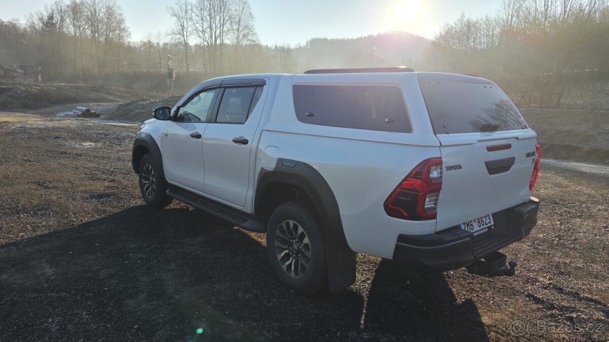 Toyota Hilux GR Sport - 6