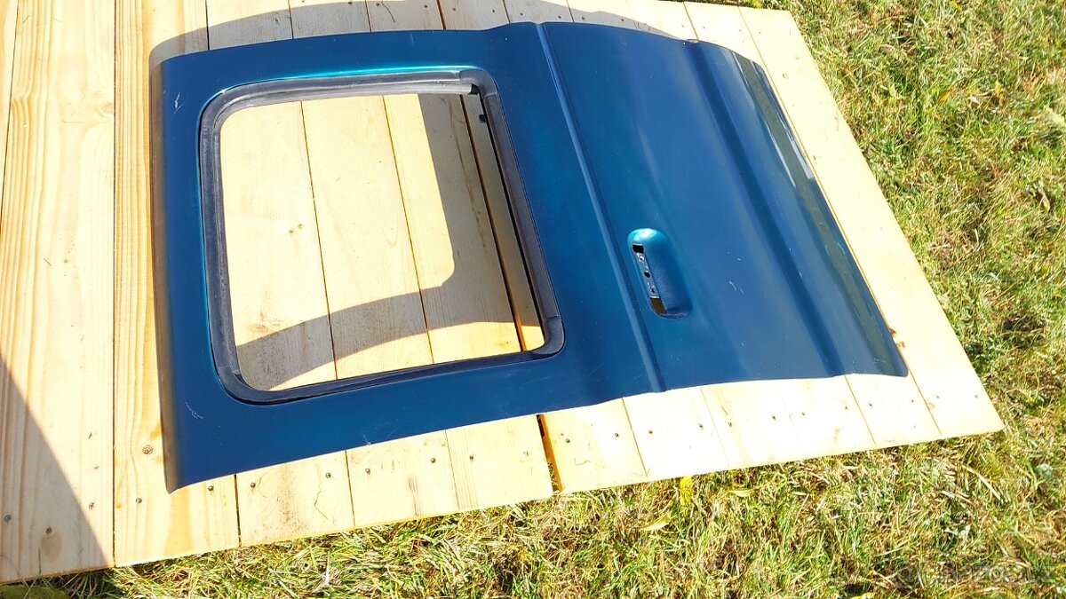 Ford Ranger: Dveře PZ zelené 1tis - 6