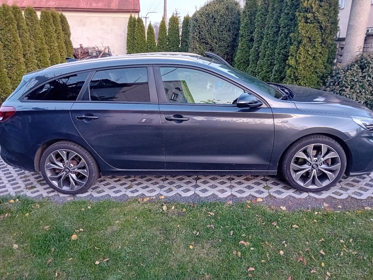 Hyundai i30 combi 48V - 6