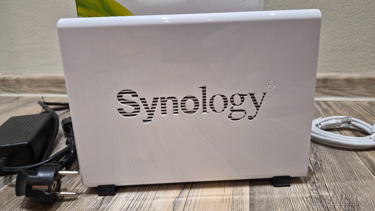 NAS Synology DS213j + 2x HDD WD Red 3TB - 6