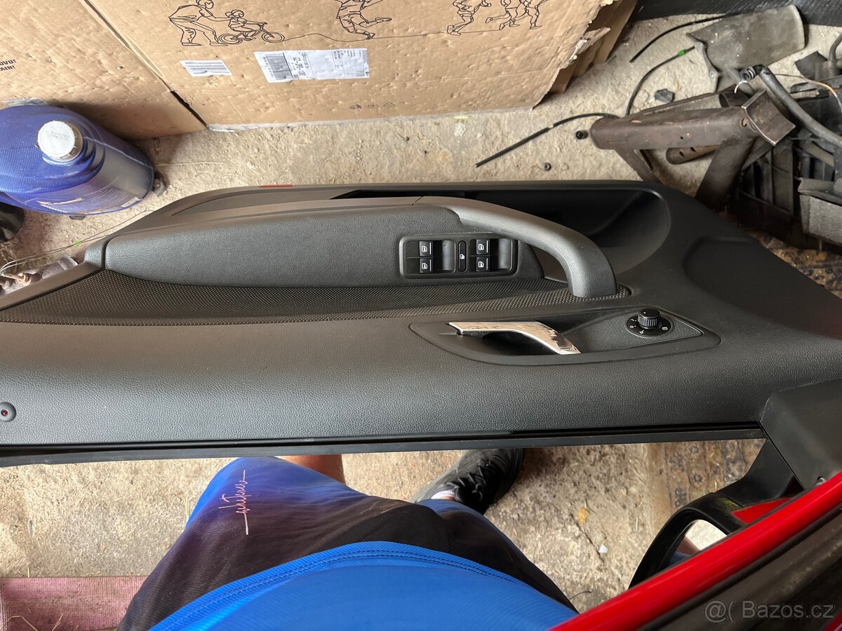 Predni pravy dvere skoda yeti - 6