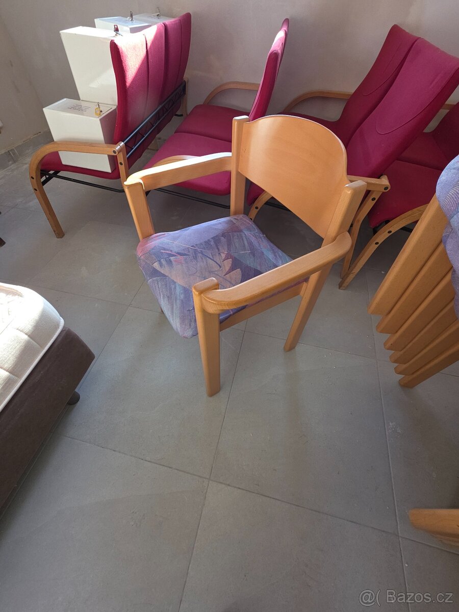Židle,křesílka a stoly - 6