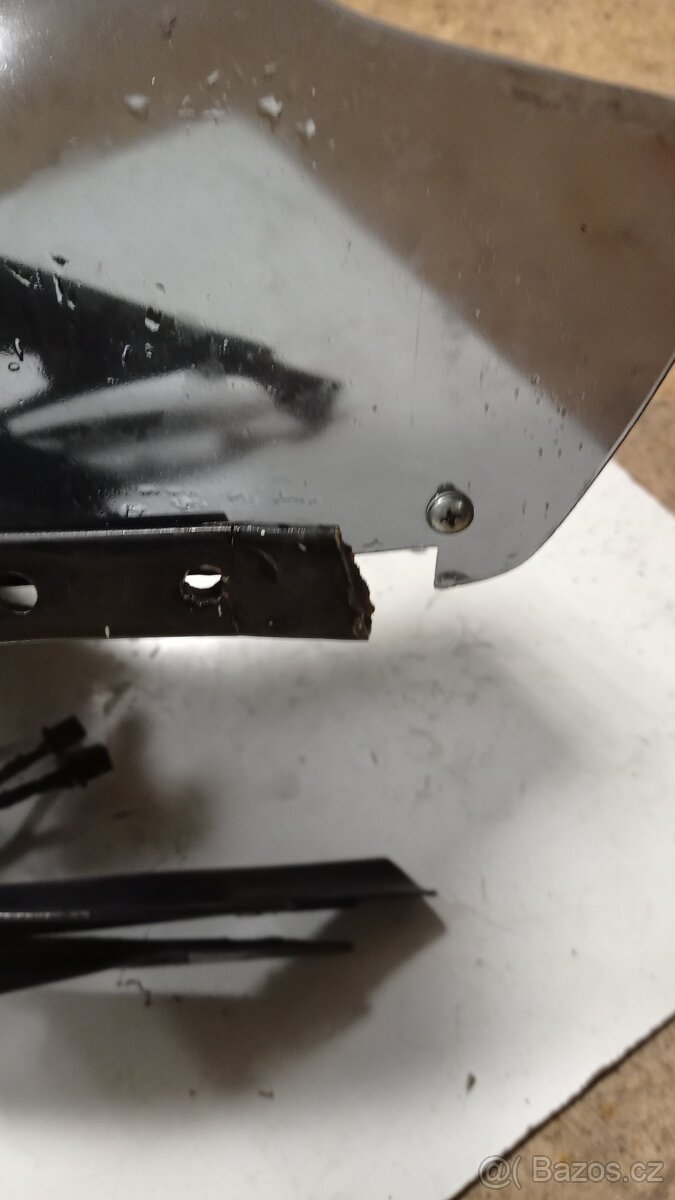 FZR 600 maska + plasty a mnoho dalšího - 6