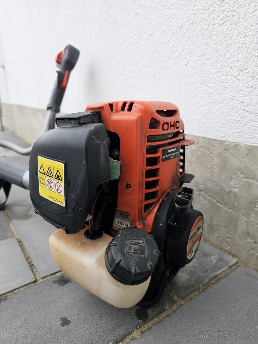 Křovinořez Oleo-Mac BC360 s motorem HONDA - 6