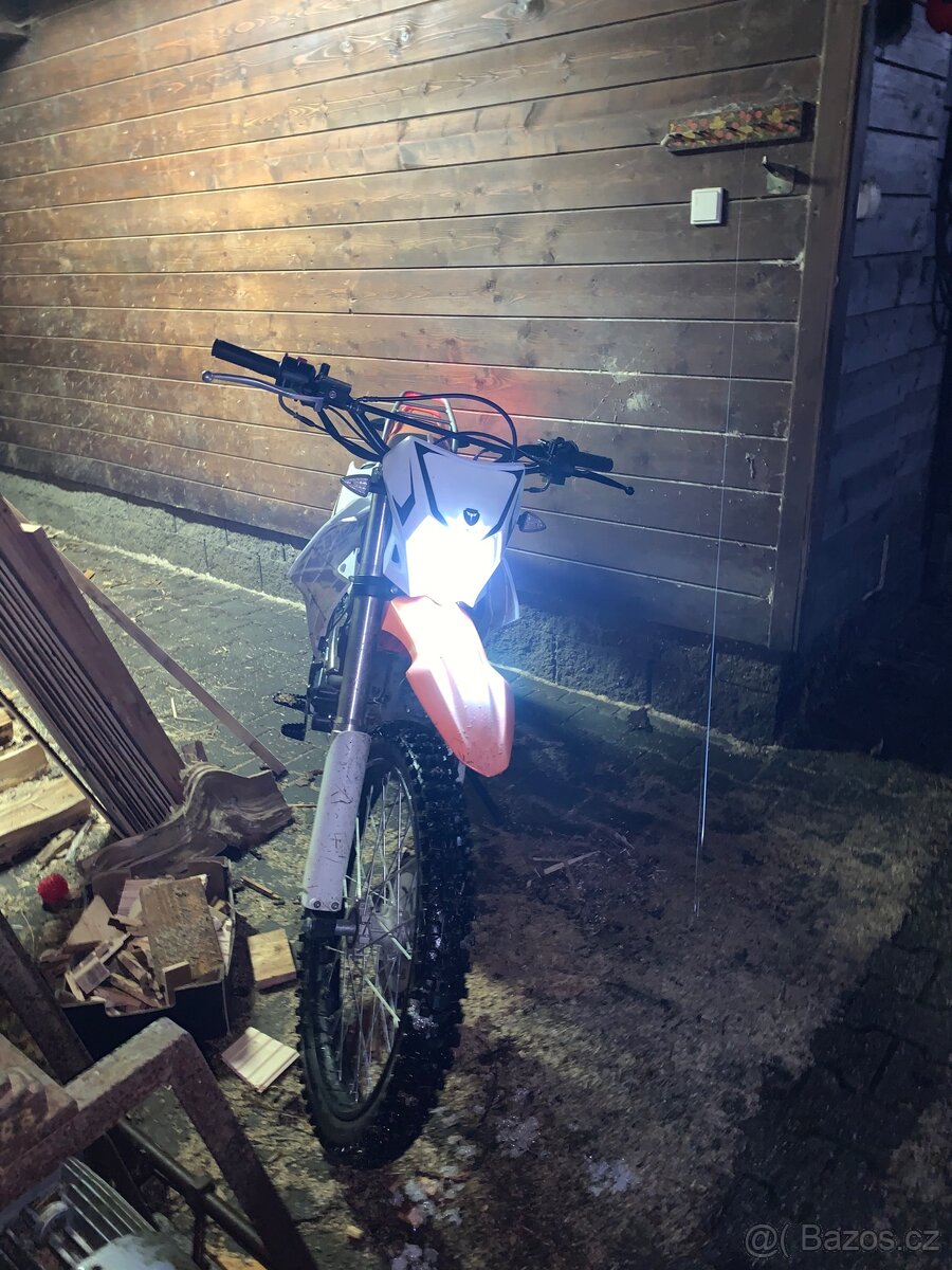 Mikilon Defender 250 - 6