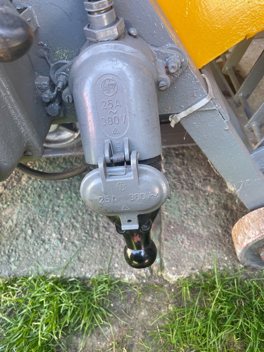 Cirkulárka kotoučová pila , kolébka, originální výroba - 6