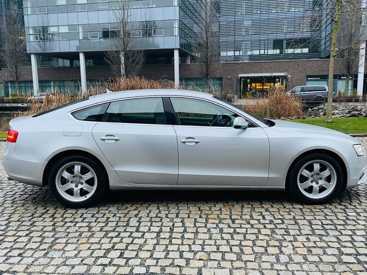 Audi A5 3.0TDI 6V 150KW MANUÁL VYHŘEV SPORTBACK SENZORY Bi X - 6