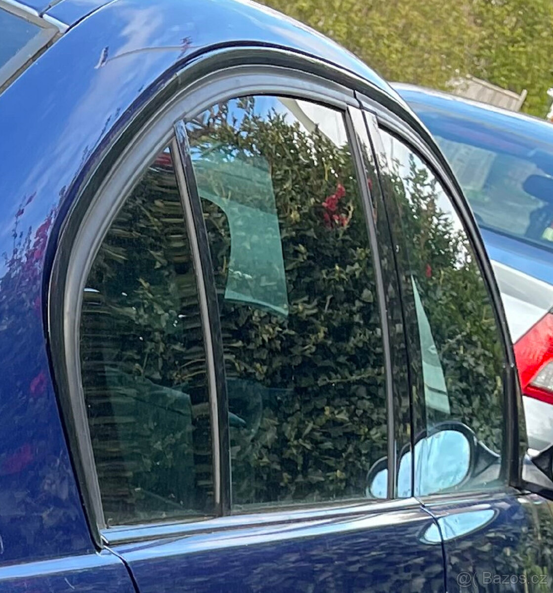 BMW e90 / 91 / e92 - Lesklé M paket akvárka / lišty - 6