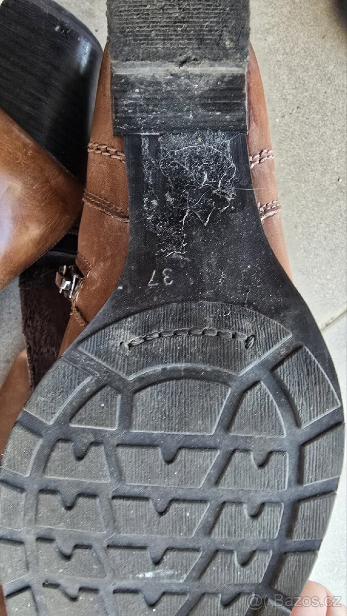 Kožené kozačky Marco Tozzi - 6