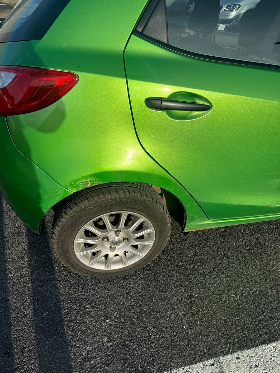 Mazda 2 1.4 2009 - 6