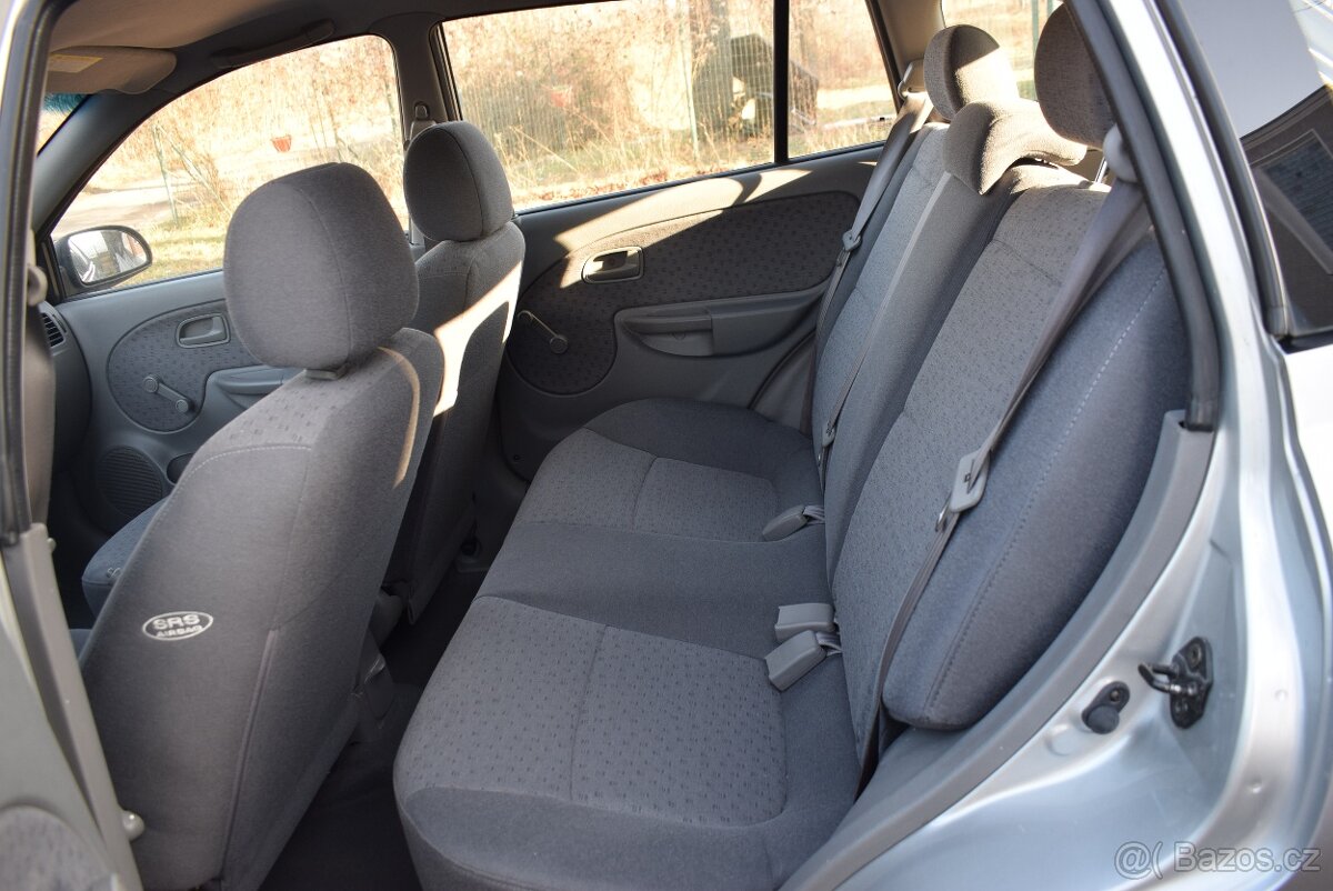 Kia Rio 1,3i SUPER STAV,PO SERVISU - 6