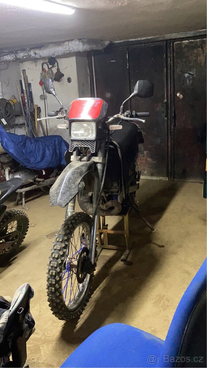 Yamaha DT 125 R Nová STK - 6