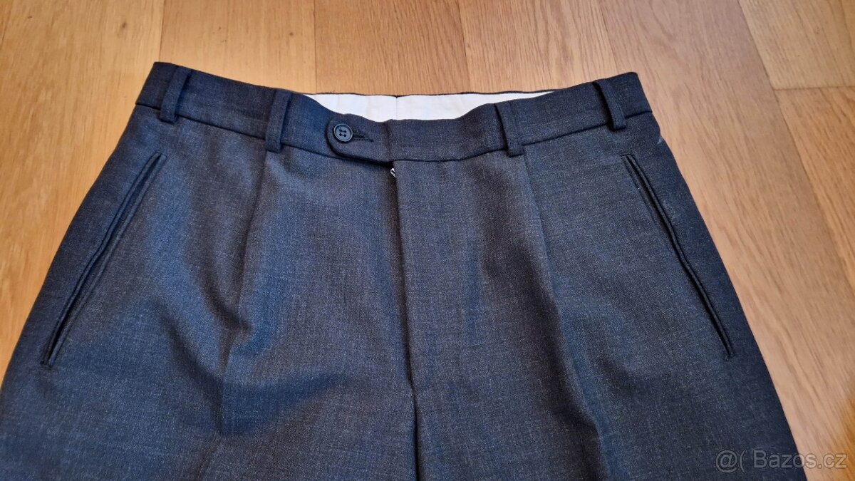 Krásný pánský oblek OP Prostějov vel.: M - 6