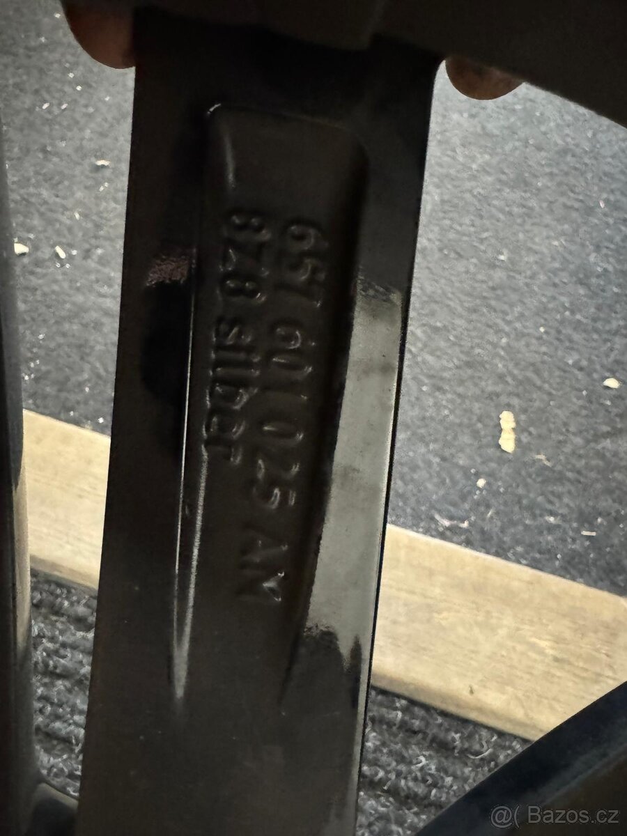 Hliníková kola SUPERIOR R18 - 6