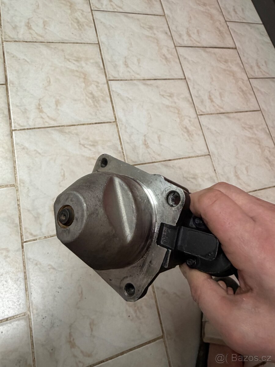 Nový startér Peugeot Boxer,citroen a fiat - 6