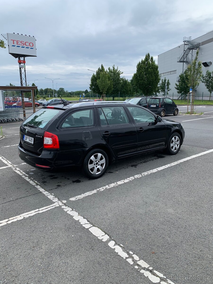 Prodám Octavia 2 combi - 6