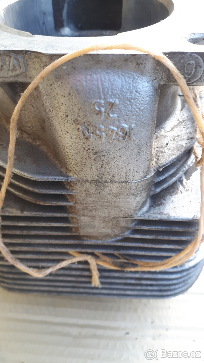 Trabant 601 - válce a písty - 6