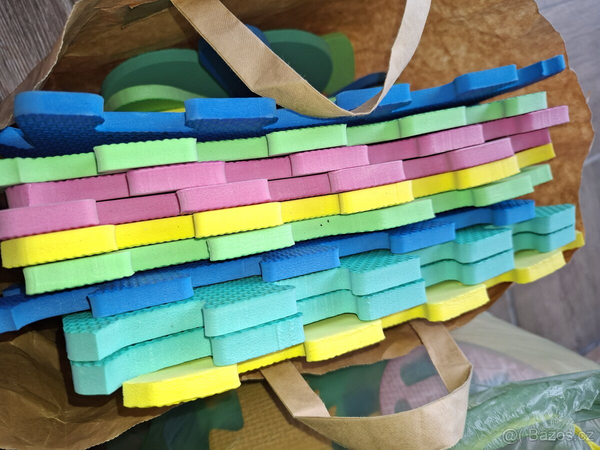 Puzzle na podlahu - 6