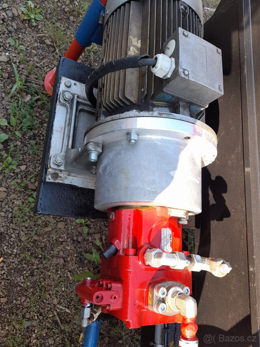 Hydraulicka stipacka - 6