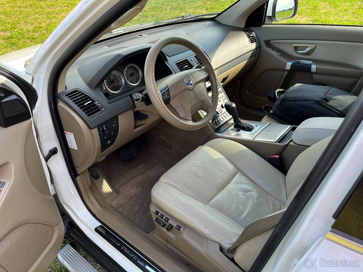 VOLVO XC90 3,2 6 válců benzín - 6