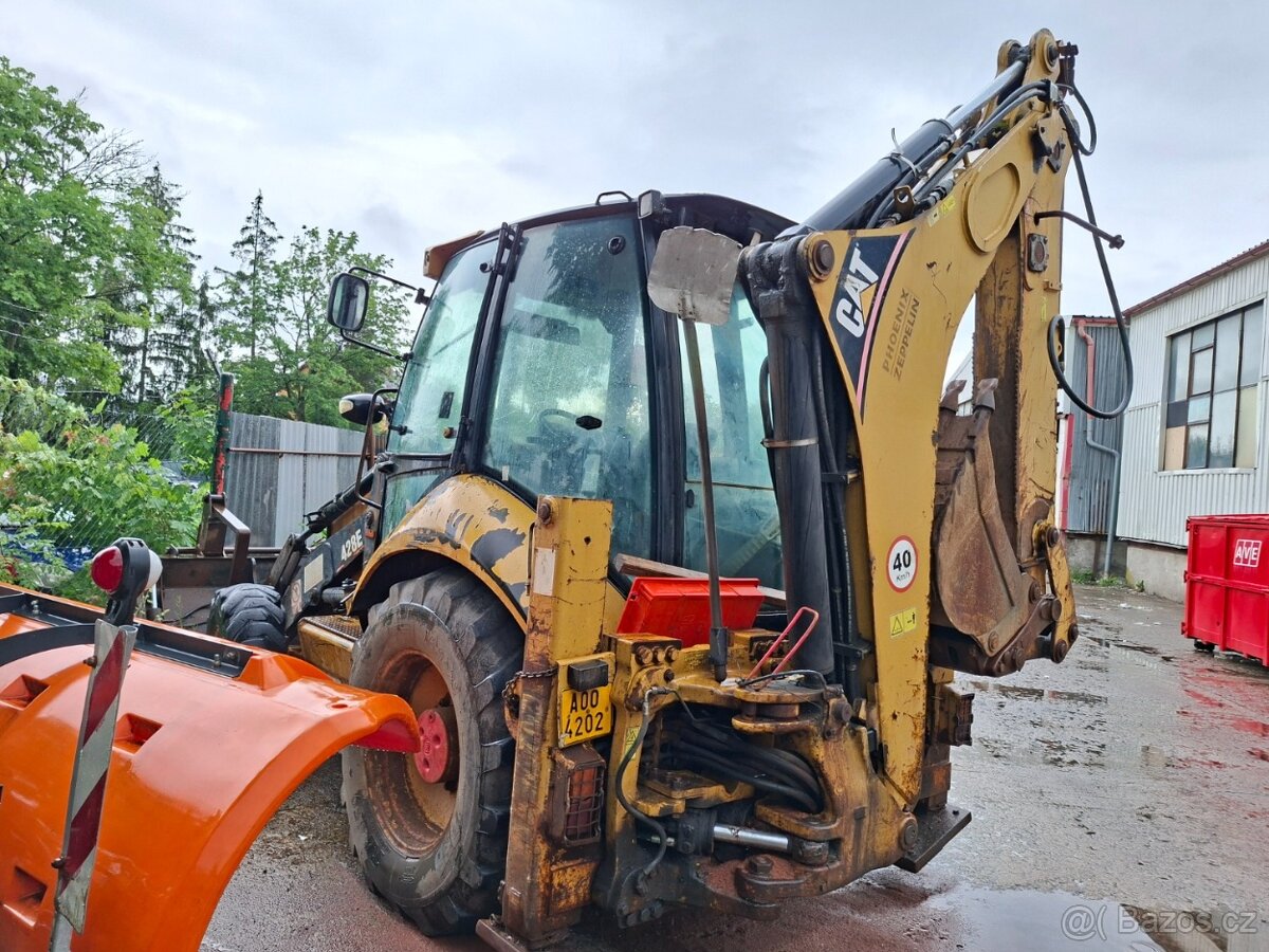 CATERPILLAR 428 E - 6