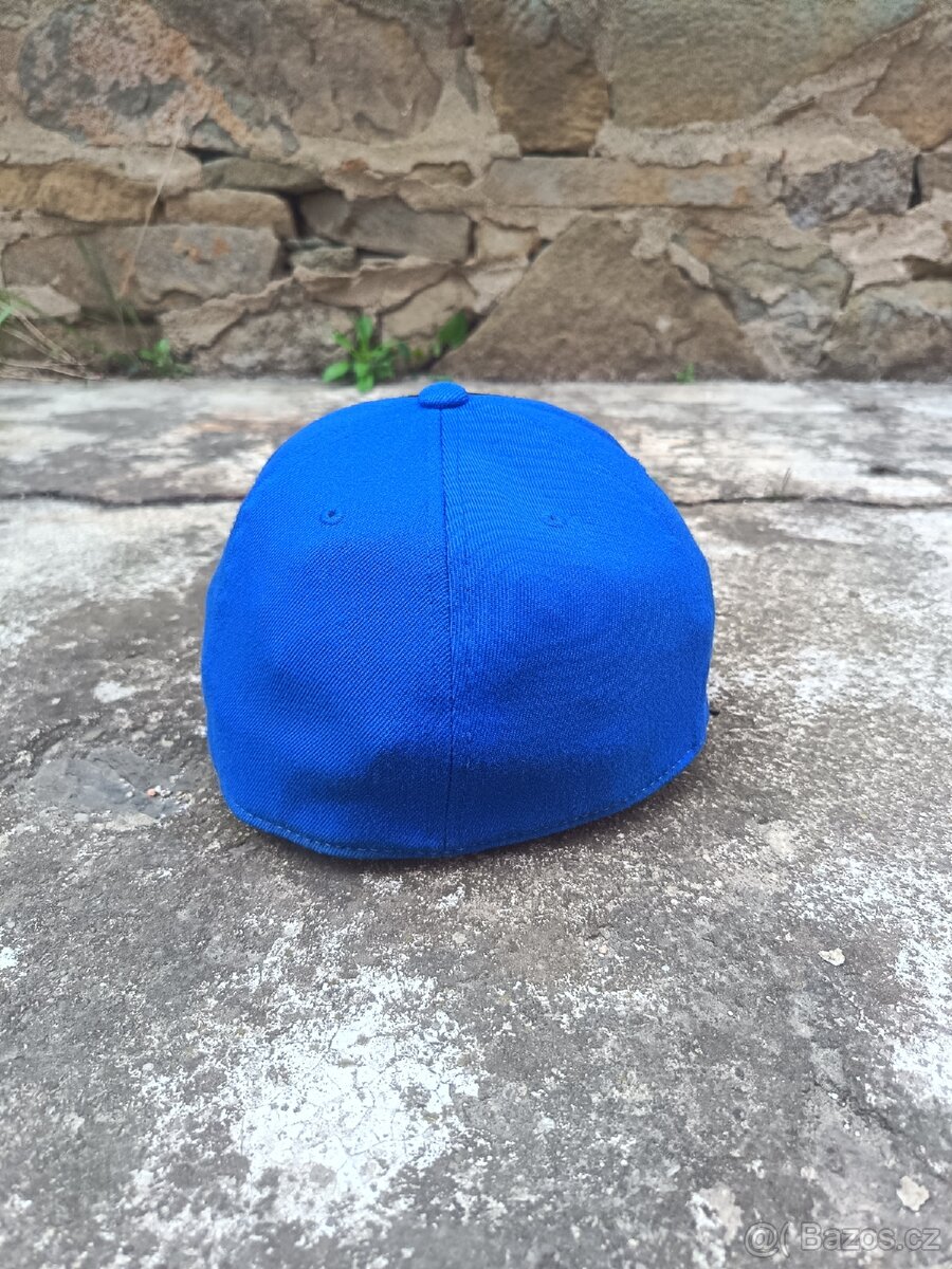 FOX Menzell 210 Fitted - 6