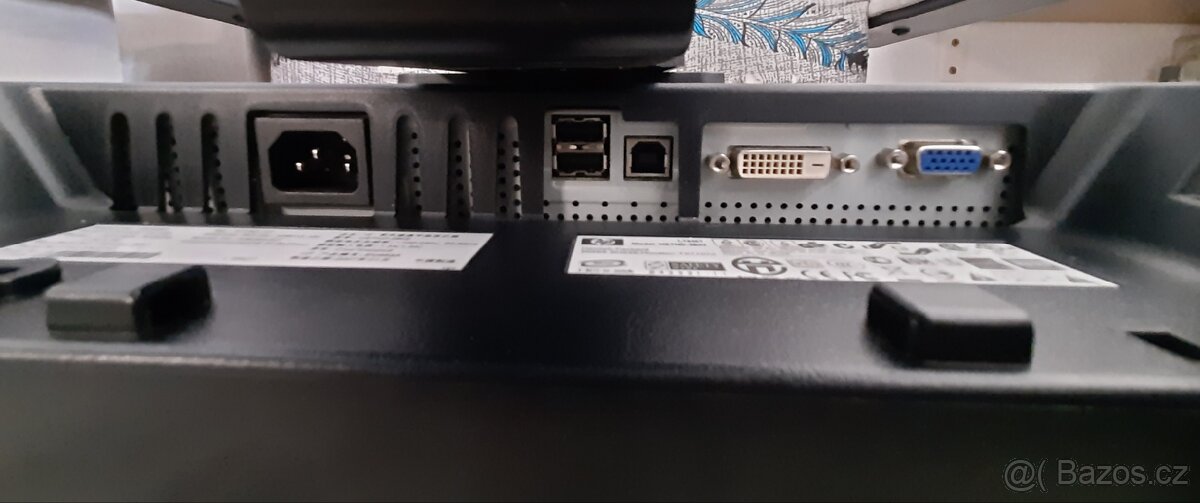 Monitor HP L1940T 19" (48,3 cm) - 6