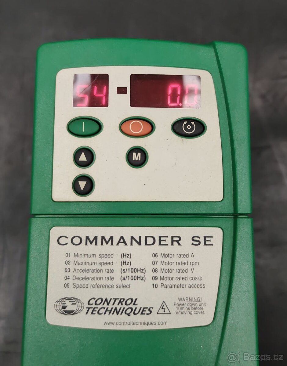 Frekvenční měnič COMMANDER SE 230/400V použitý funkční - 6