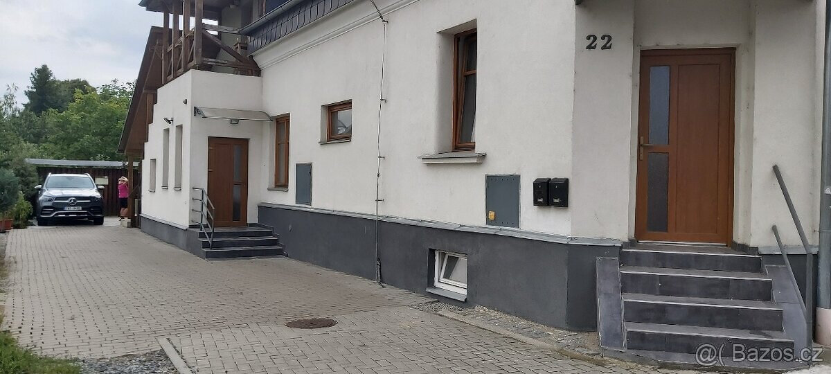 Nemilany dům v centru 2x byt + obchodní protory. - 6