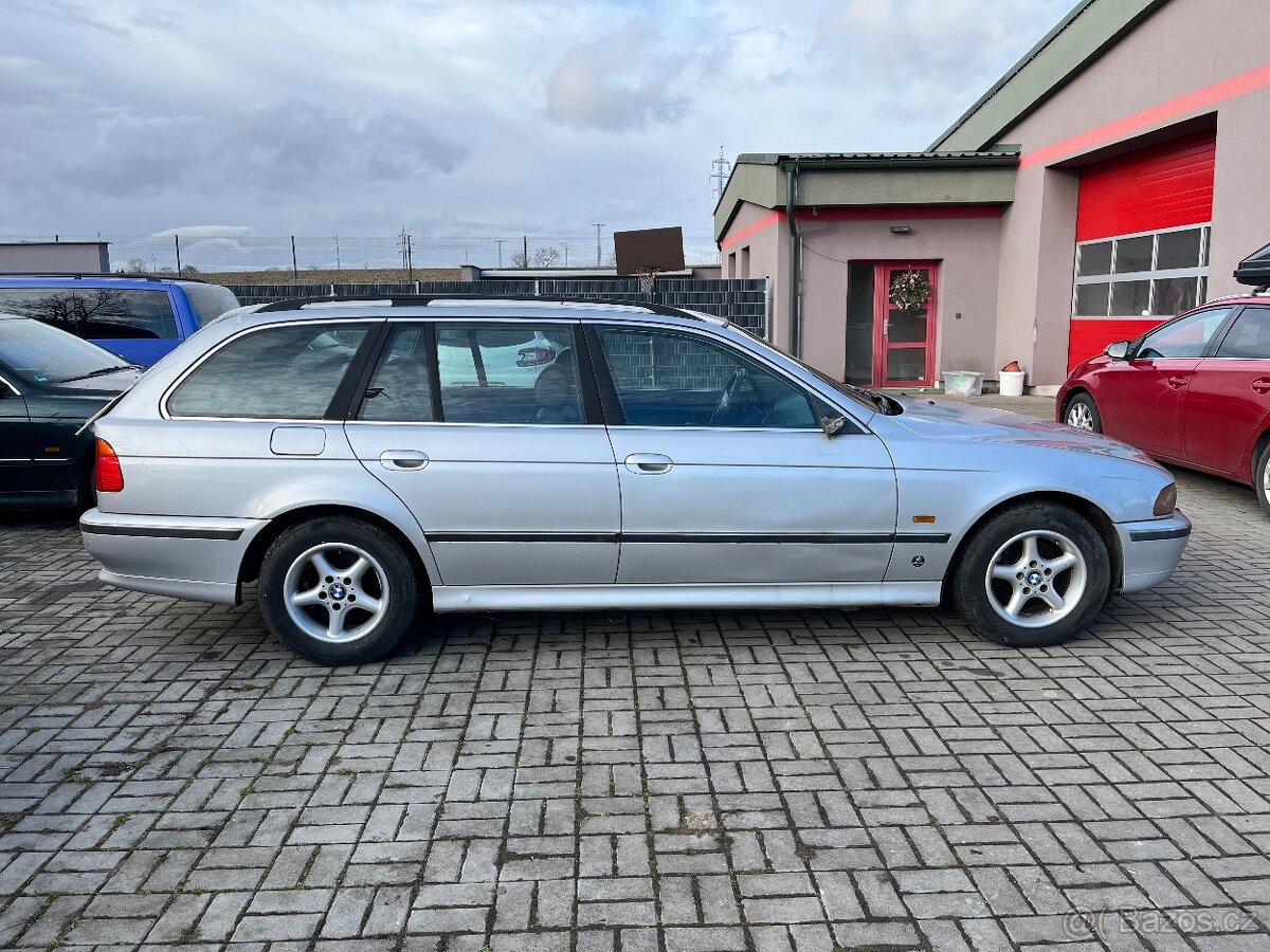 Náhradní díly Bmw e39 525d touring 2000 titansilber - 6