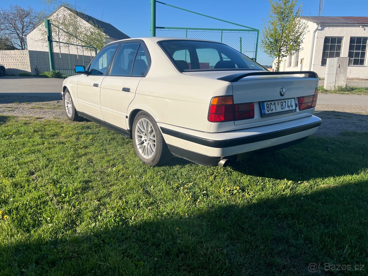BMW E34 530i V8 manuál+samosvor nová STK - 6