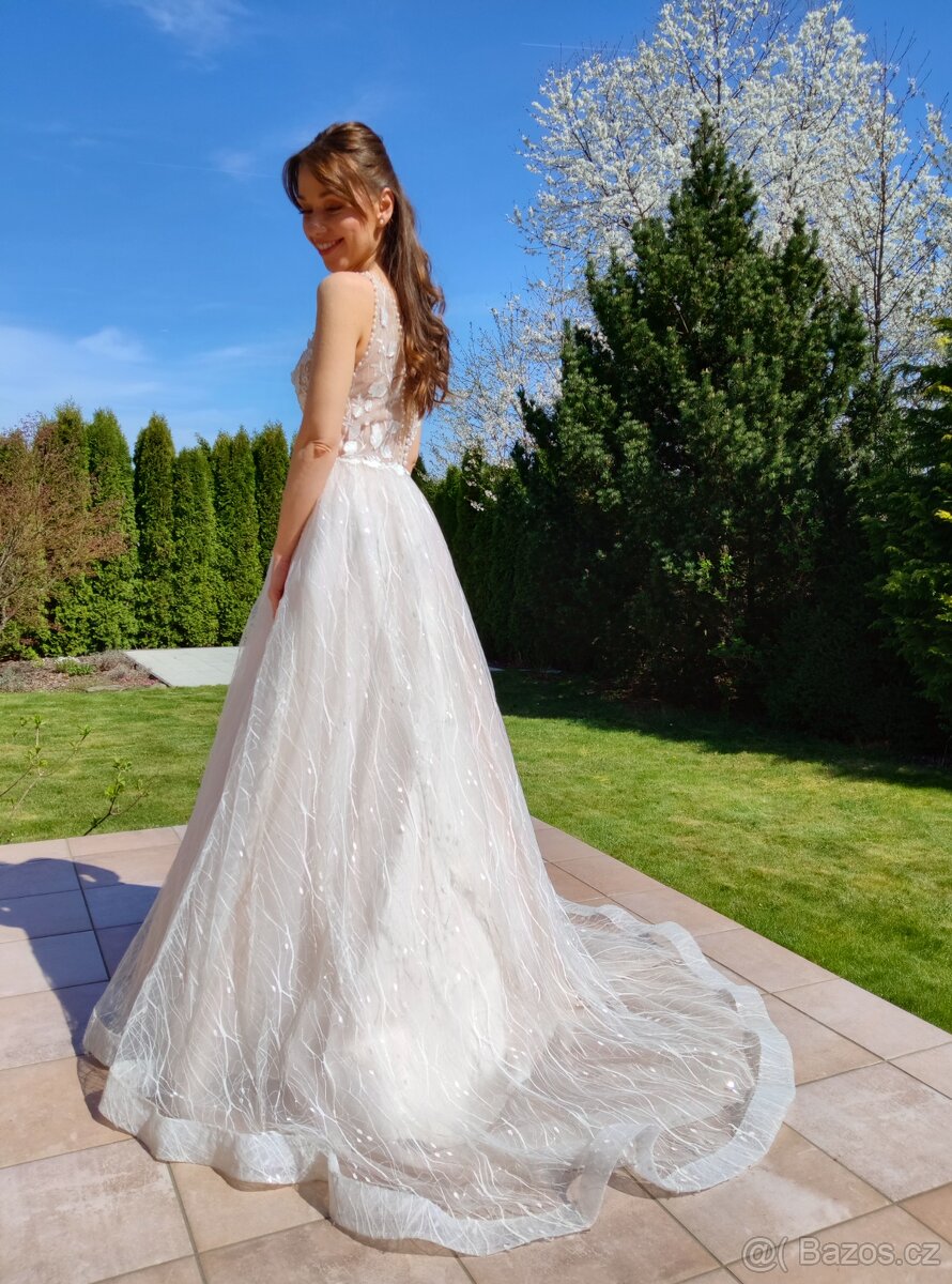 Svatební šaty ESTELAVIA - 6