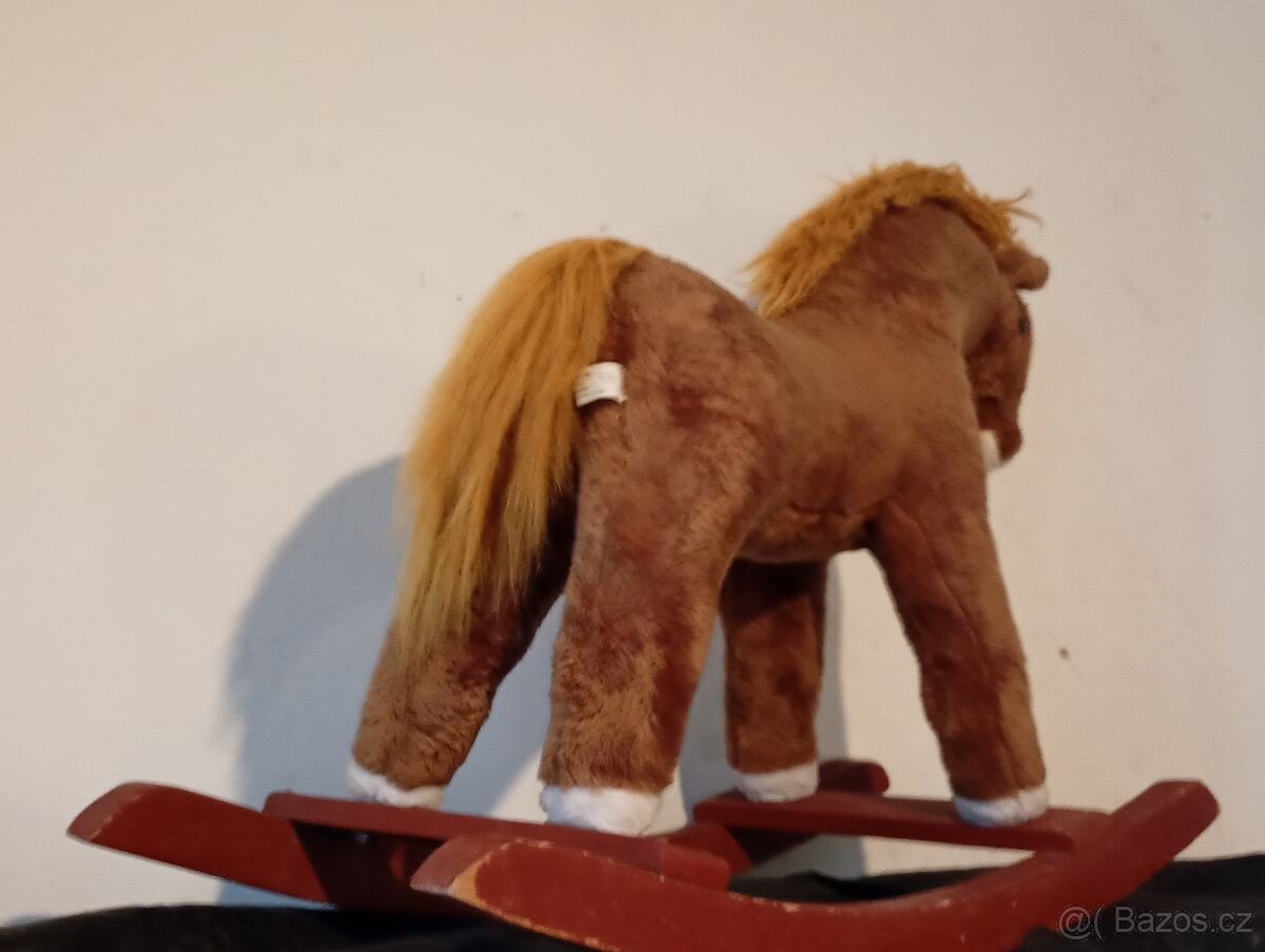 houpací koník - 6