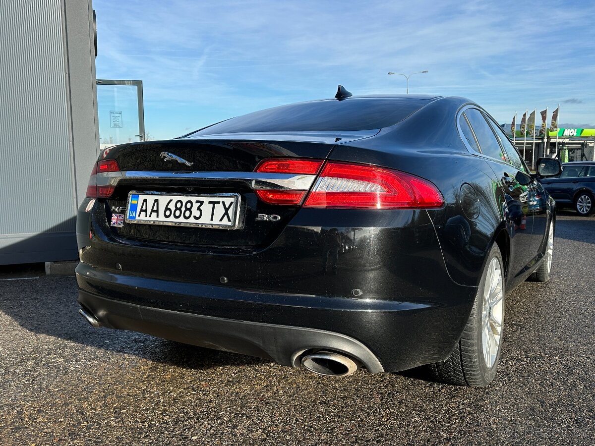 Jaguar XF 2012 - 6